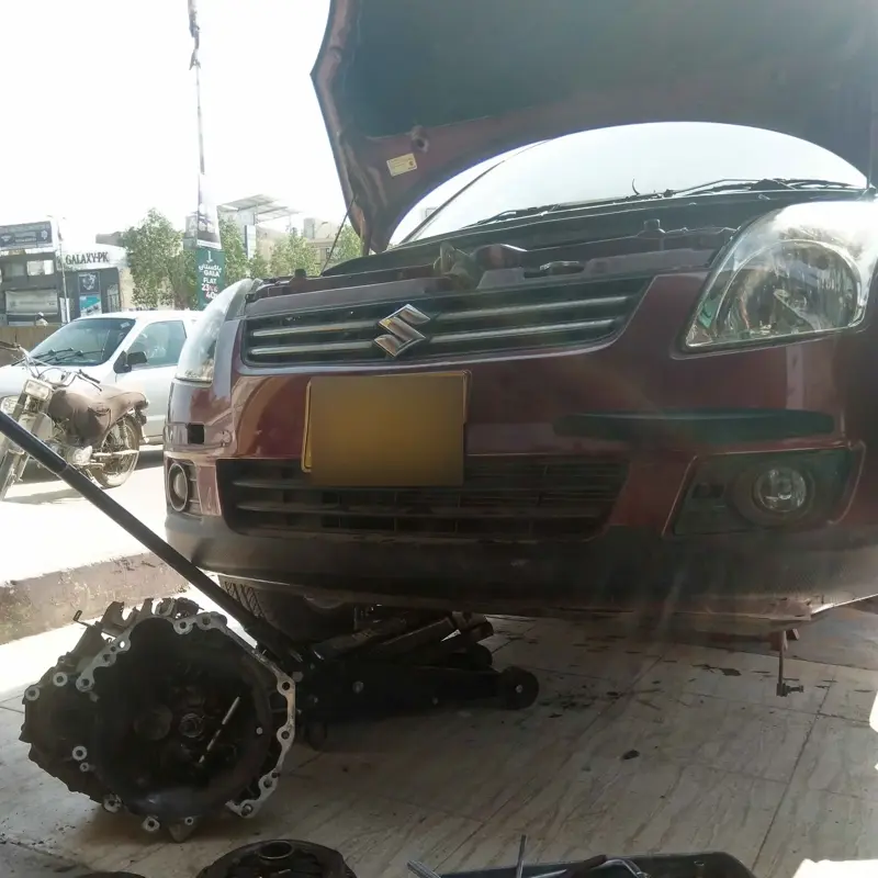 Automatic transmission repair and gearbox maintenance at Lambda Garage workshop